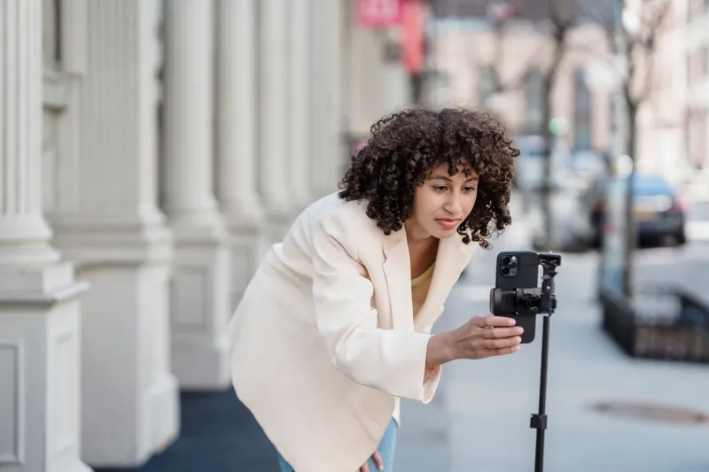 No Network? No Problem. The Aussie TikTok Creators Quietly Taking Over the Internet